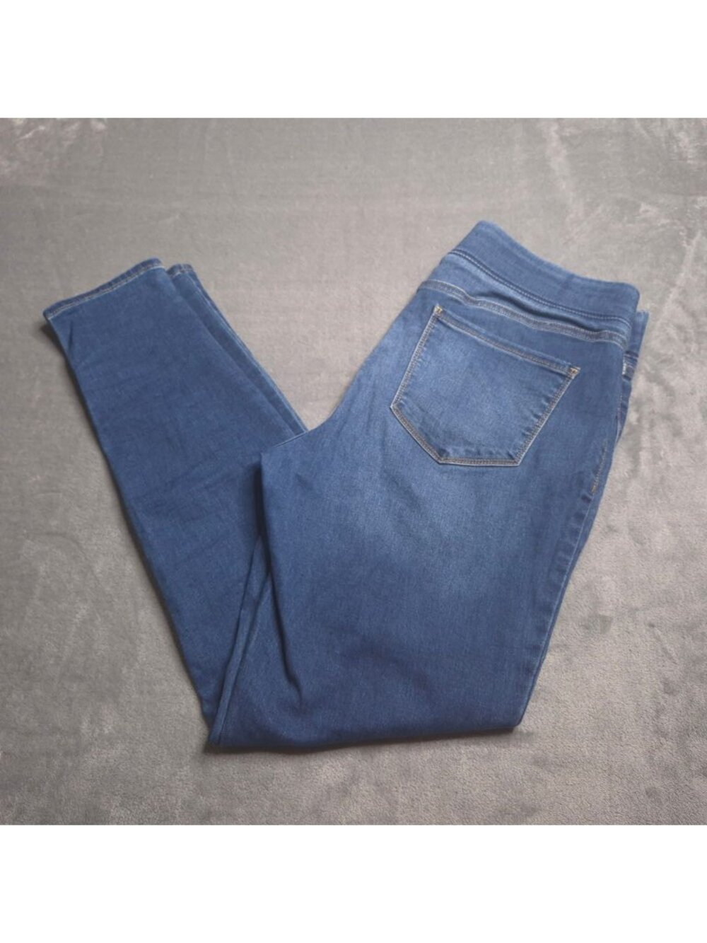Old Navy Rockstar Jeggings Jeans 12 Pull On Mid Rise Medium Wash Stretch